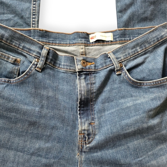 Wrangler Straight Fit Men's Jeans, Size 36x34 - Picture 3 of 7